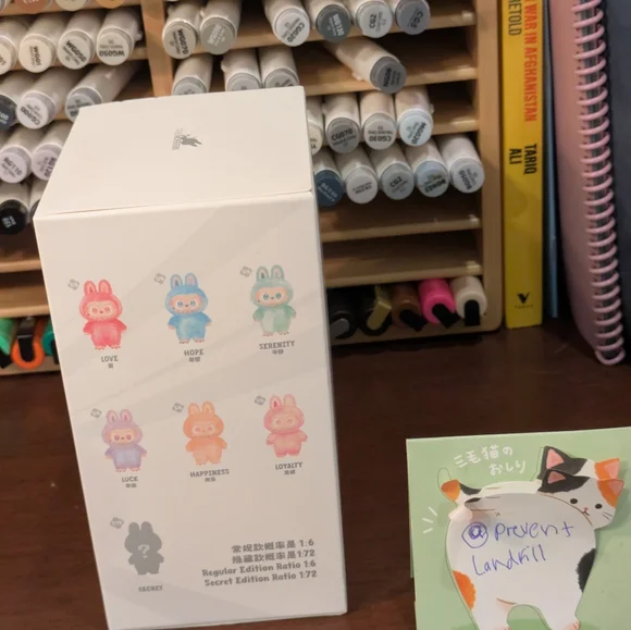 POP MART The Monsters Big Into Energy Plush Pendant Labubu Luck - Picture 9 of 10